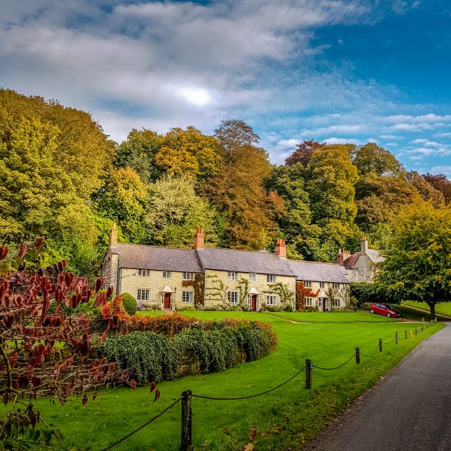 National Trust Cottages at the entrance to Stourhead Gardens in Autumn colours